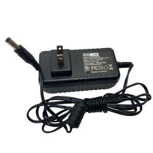 Altec Lansing Power Supply Adapter 18V 2500mA Model JT012-1802500 Black 20o